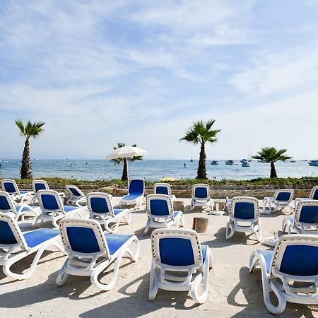 Air Sport Soleil Hotel Hyeres Exterior photo